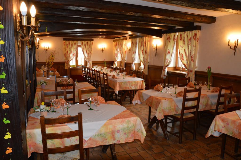 Hotel Restaurant A La Ville De Nancy Eguisheim Buitenkant foto