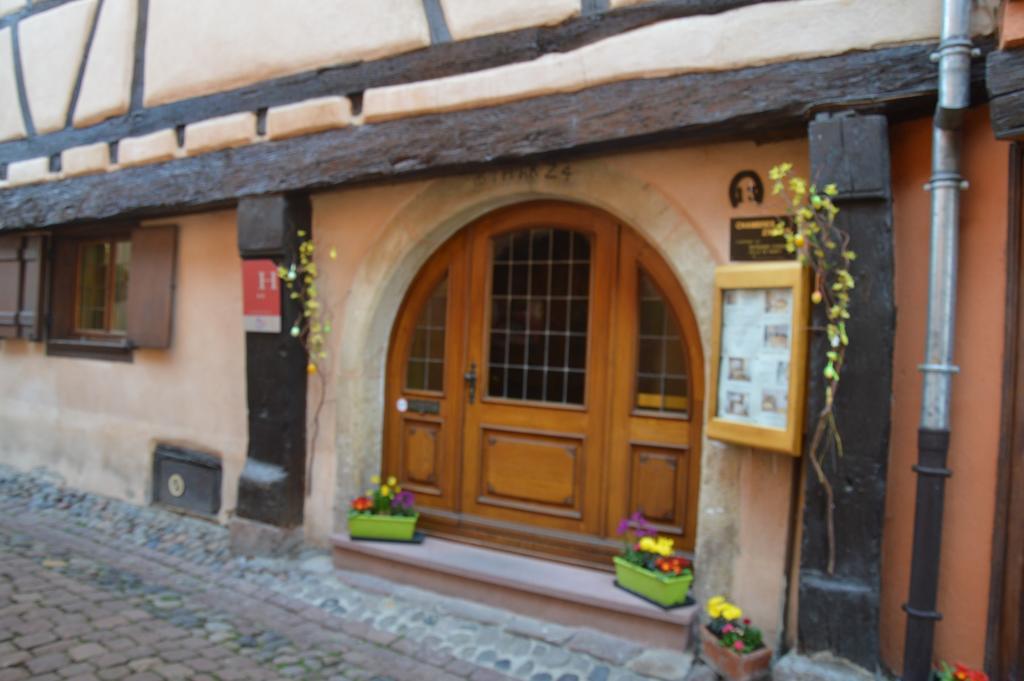 Hotel Restaurant A La Ville De Nancy Eguisheim Buitenkant foto